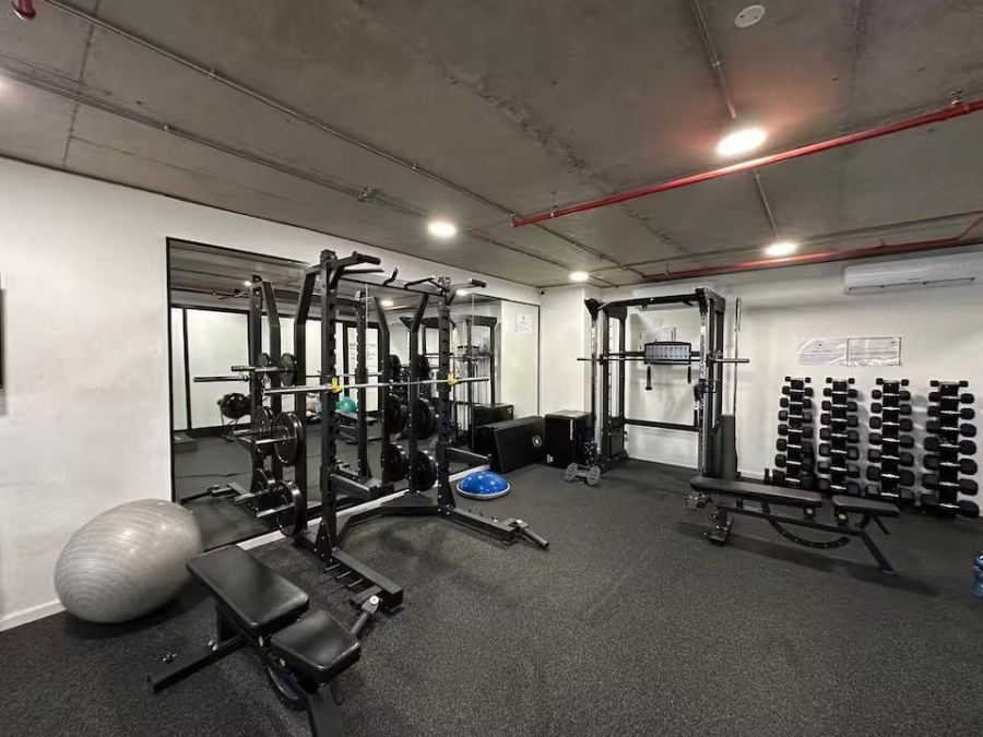 To Let 2 Bedroom Property for Rent in Sea Point Western Cape